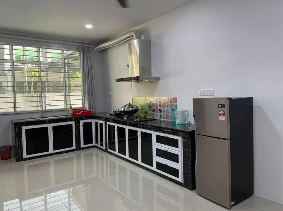 Wawasan Sweet Home - Uts Sibu Exterior foto